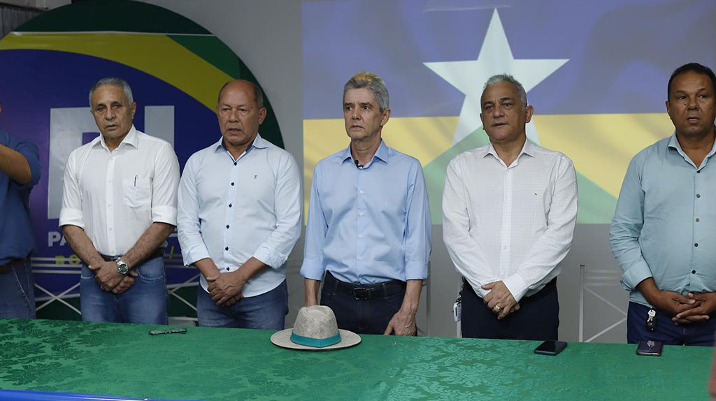 Senador Jaime Bagattoli durante encontro do PL de Rondônia